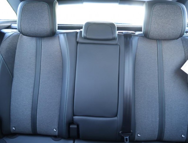 Peugeot 3008  1.2 PureTech Allure