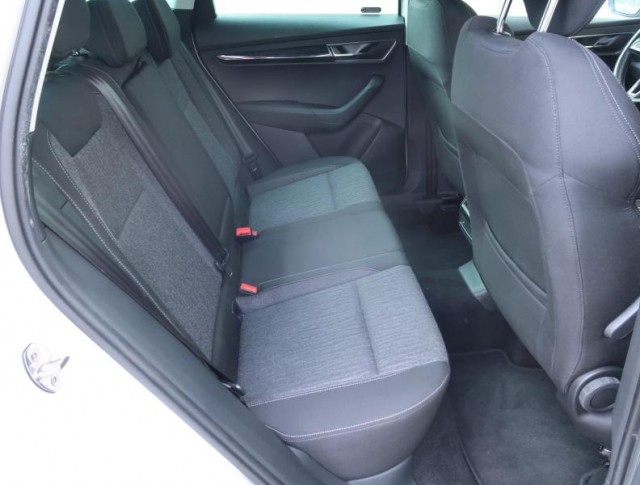 Škoda Karoq  1.6 TDI Style