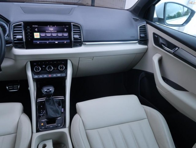 Škoda Karoq  1.5 TSI 