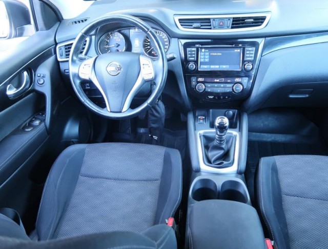Nissan Qashqai  1.2 DIG-T Acenta