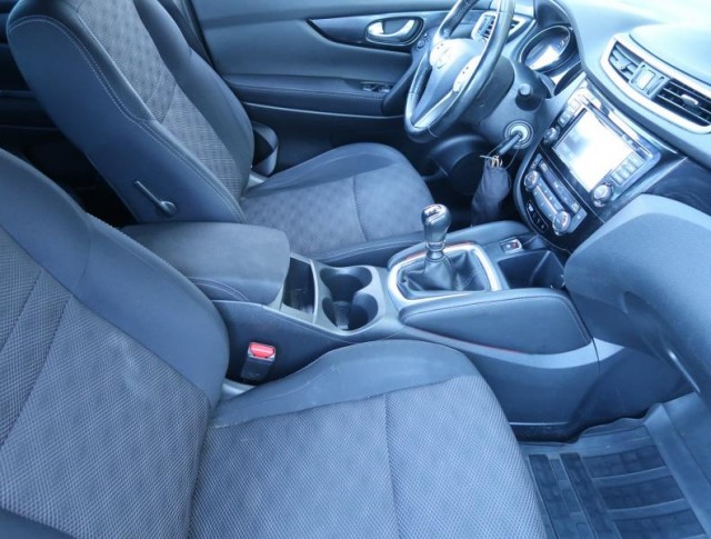 Nissan Qashqai  1.2 DIG-T Acenta