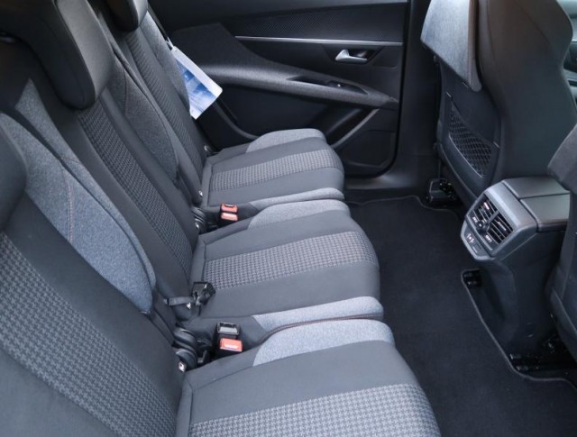 Peugeot 5008  1.5 BlueHDi Active