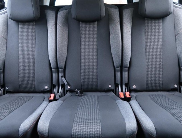 Peugeot 5008  1.5 BlueHDi Active