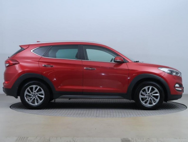 Hyundai Tucson  2.0 CRDi Tucson