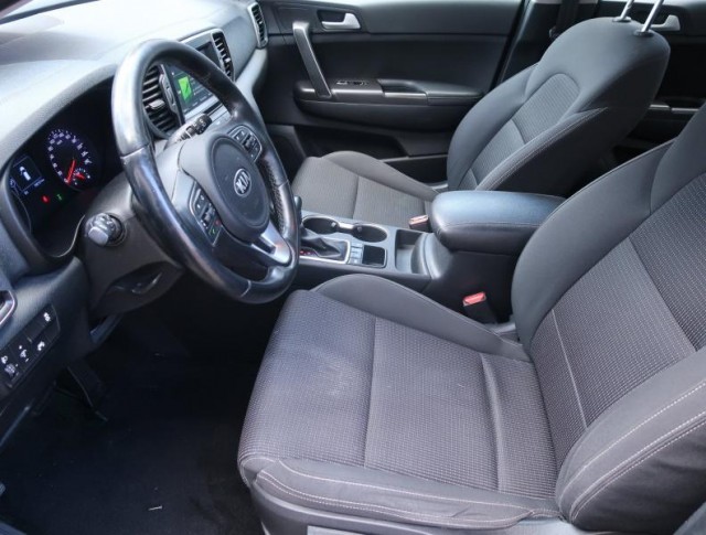Kia Sportage  2.0 CRDi Top
