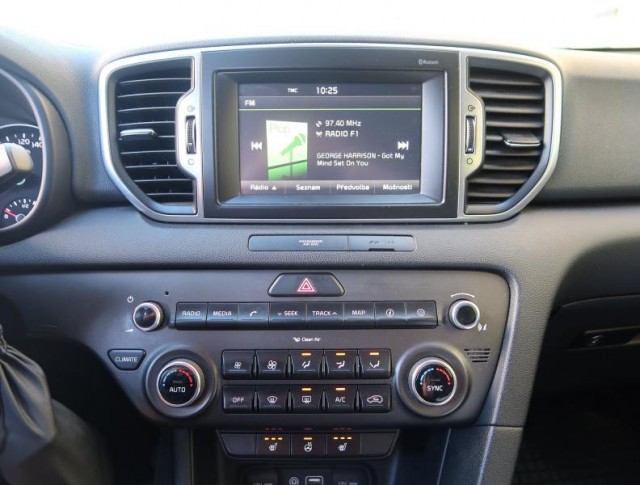 Kia Sportage  1.7 CRDi 