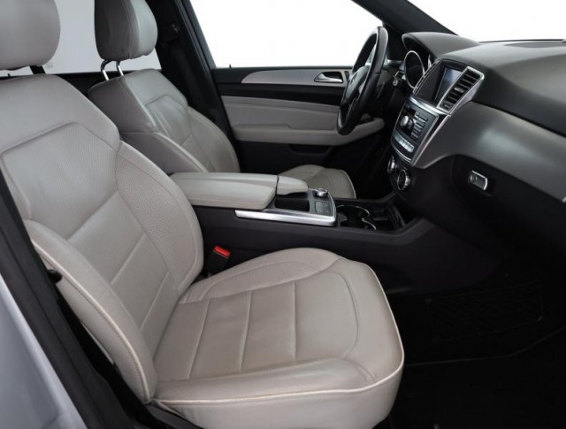 Mercedes-Benz ML  ML 350 BlueTEC 