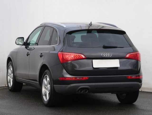 Audi Q5  2.0 TDI 