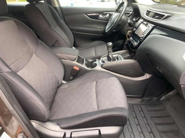 Nissan Qashqai  1.2 DIG-T 