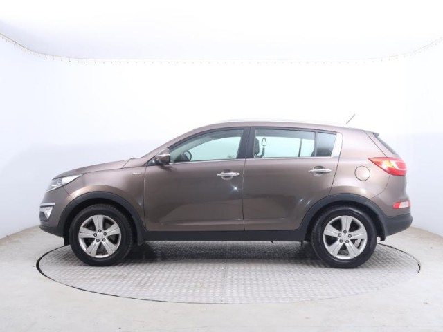 Kia Sportage  2.0 CVVT 