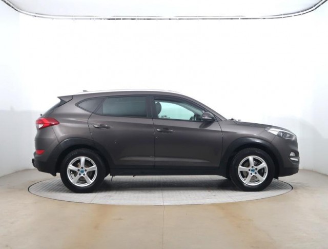 Hyundai Tucson  1.7 CRDi 