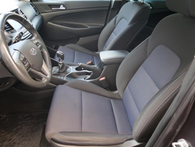 Hyundai Tucson  1.7 CRDi 