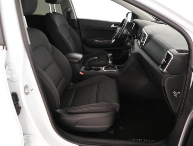 Kia Sportage  2.0 CRDi 