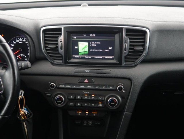 Kia Sportage  2.0 CRDi 