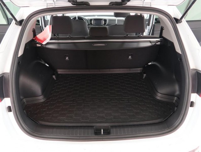 Kia Sportage  2.0 CRDi 