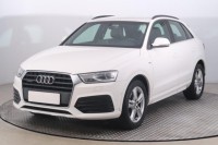 Audi Q3  2.0 TDI S line