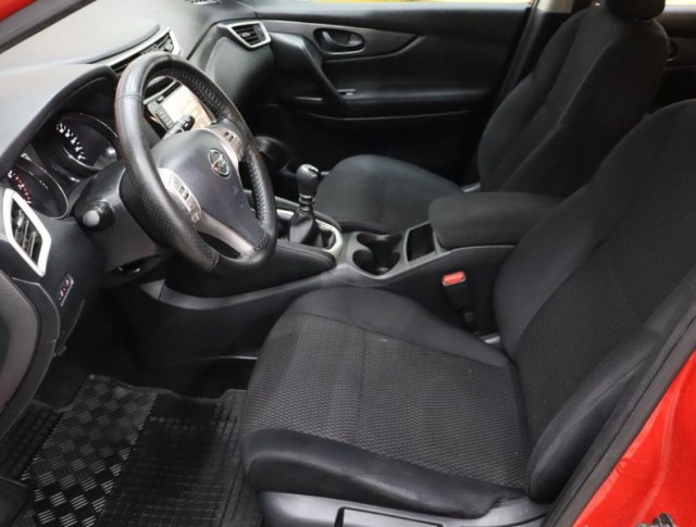 Nissan Qashqai  1.2 DIG-T 