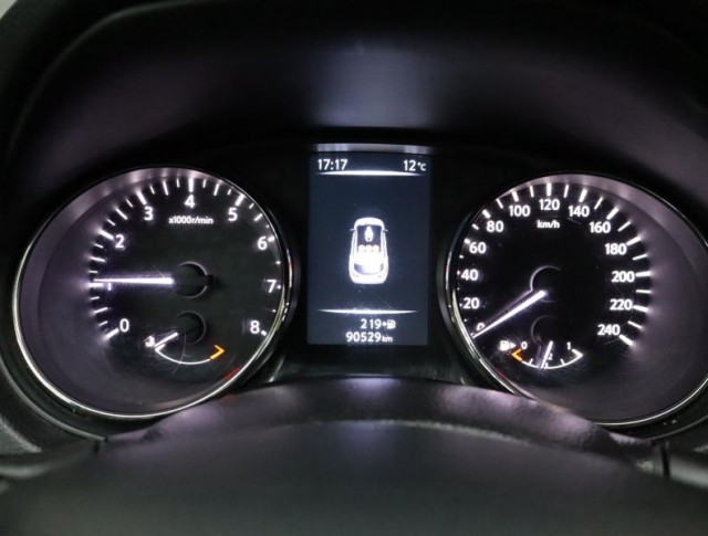 Nissan Qashqai  1.2 DIG-T 