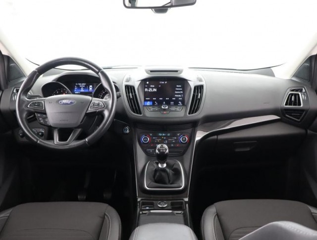 Ford Kuga  1.5 EcoBoost Titanium