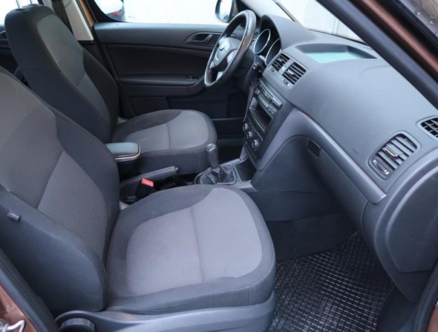 Škoda Yeti  1.2 TSI Active