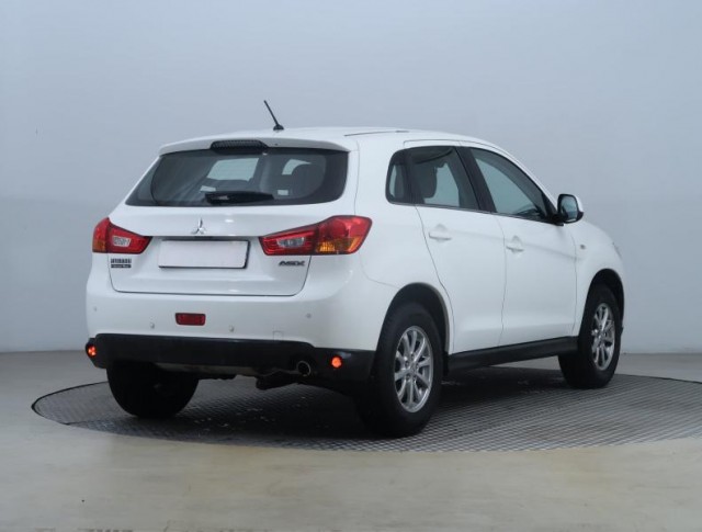 Mitsubishi ASX  1.6 MIVEC 