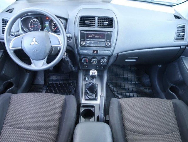 Mitsubishi ASX  2.0 MIVEC 