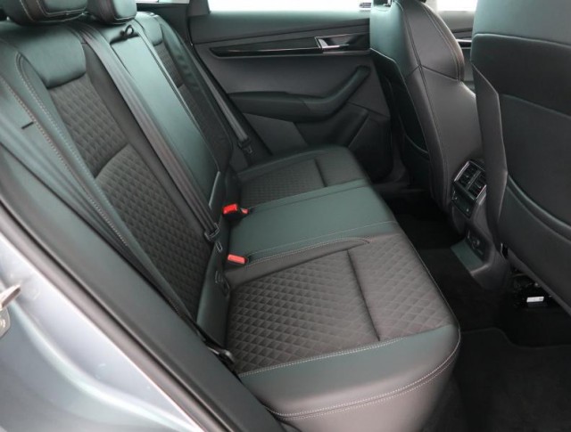 Škoda Karoq  1.5 TSI Style