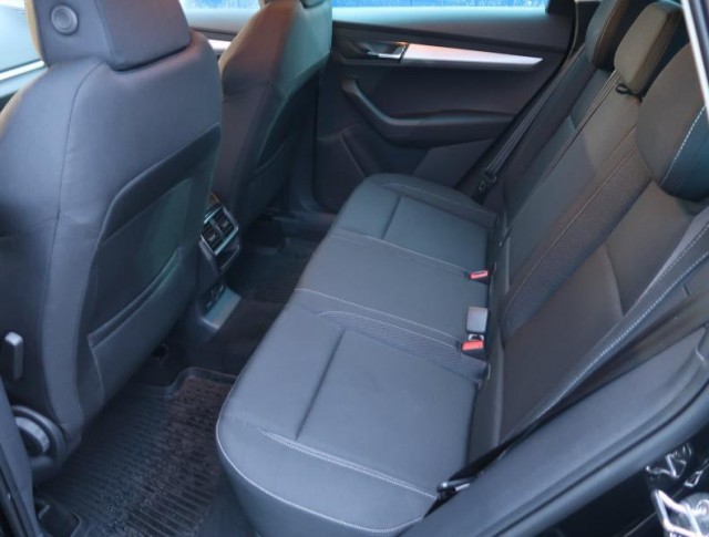 Škoda Karoq  1.5 TSI Ambition