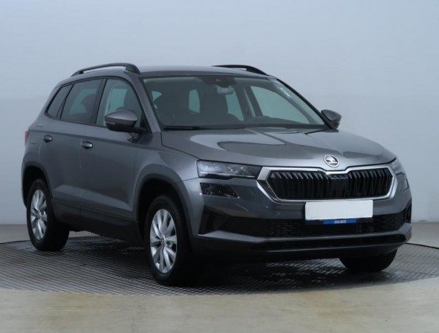 Škoda Karoq  1.5 TSI Fresh