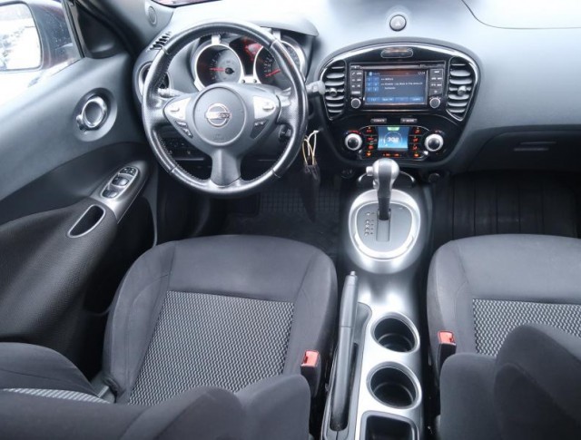 Nissan Juke  1.6 i 