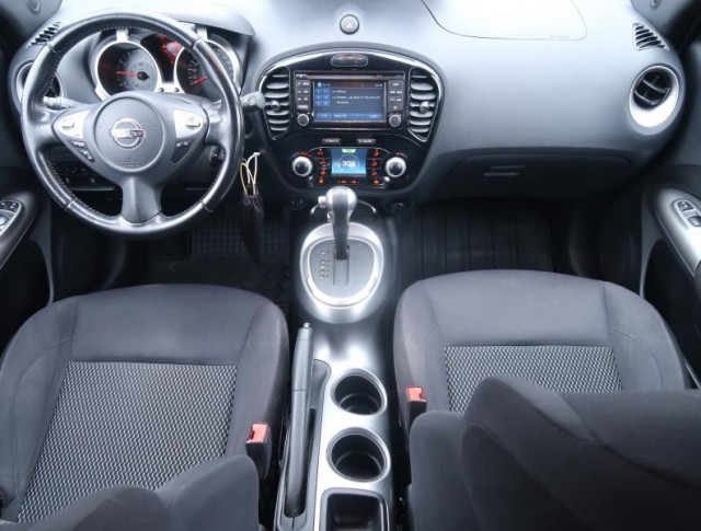 Nissan Juke  1.6 i 