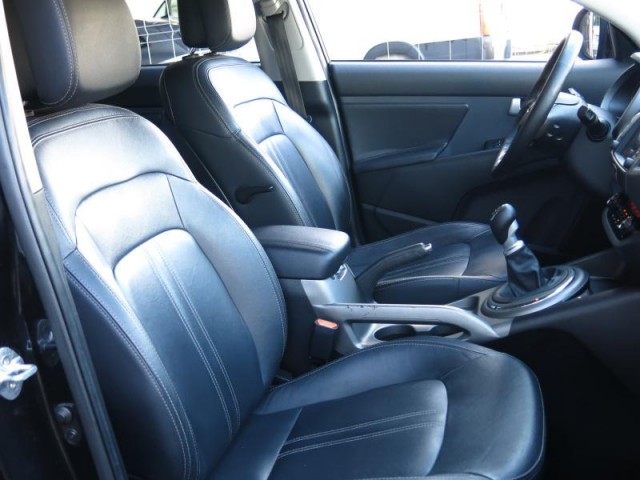 Kia Sportage  1.7 CRDi 