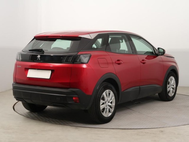 Peugeot 3008  1.5 BlueHDi 