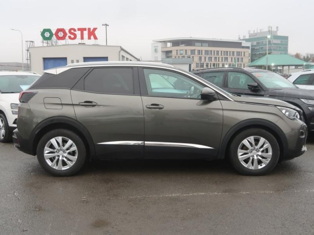 Peugeot 3008  2.0 BlueHDi Premium