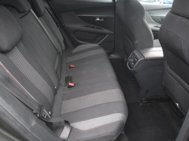 Peugeot 3008  2.0 BlueHDi Premium