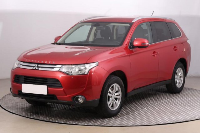 Mitsubishi Outlander  2.0 