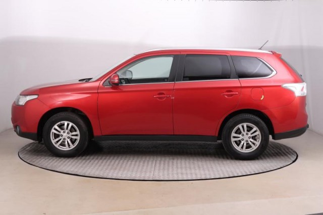Mitsubishi Outlander  2.0 