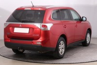 Mitsubishi Outlander  2.0 