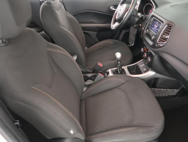 Jeep Compass  1.6 MultiJet Longitude