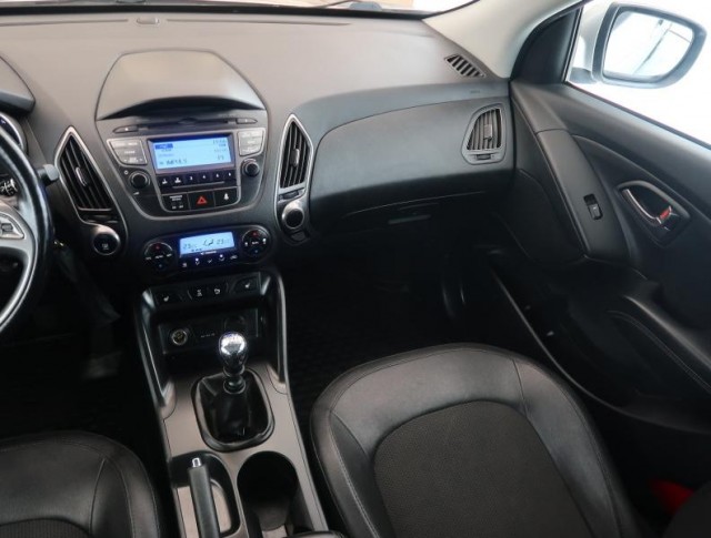 Hyundai ix35  2.0 CRDi 