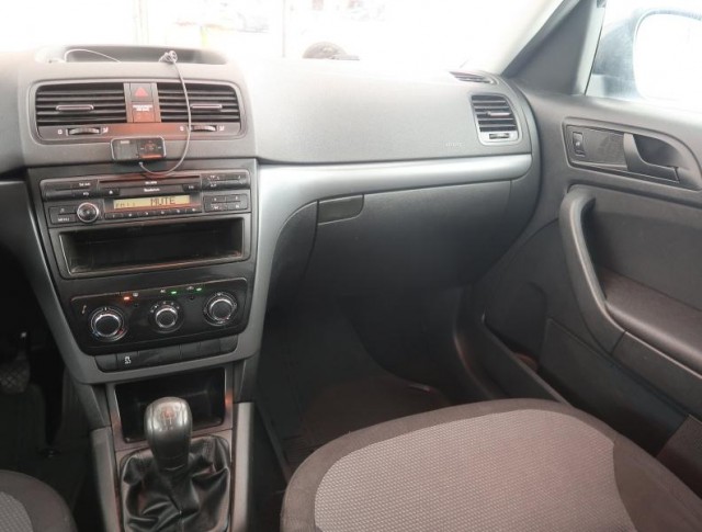 Škoda Yeti  2.0 TDI Active