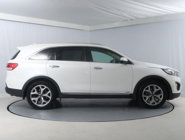 Kia Sorento  2.2 CRDi 