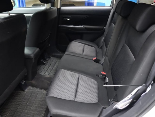 Mitsubishi Outlander  2.2 DI-D 