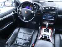 Porsche Cayenne  S 