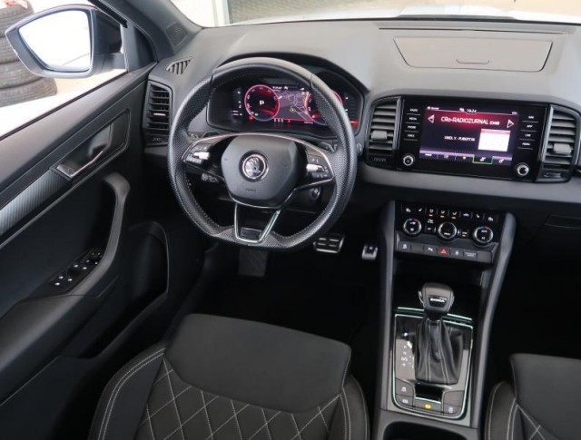 Škoda Karoq  1.5 TSI Sportline