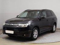 Mitsubishi Outlander  2.2 DI-D Instyle
