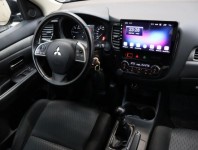 Mitsubishi Outlander  2.2 DI-D Instyle