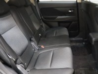 Mitsubishi Outlander  2.2 DI-D Instyle