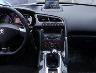 Peugeot 3008  2.0 HDi 