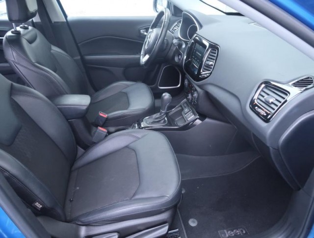 Jeep Compass  1.3 T-GDI 
